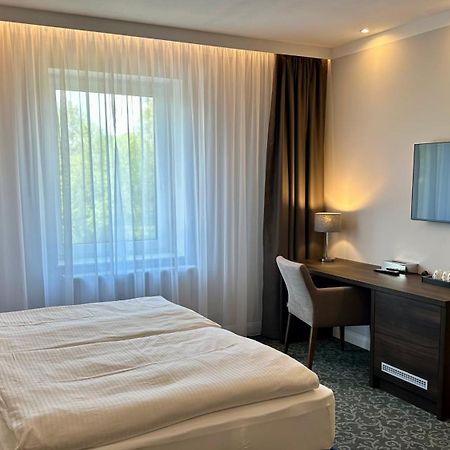 Pension Village Karlsbad Eksteriør billede
